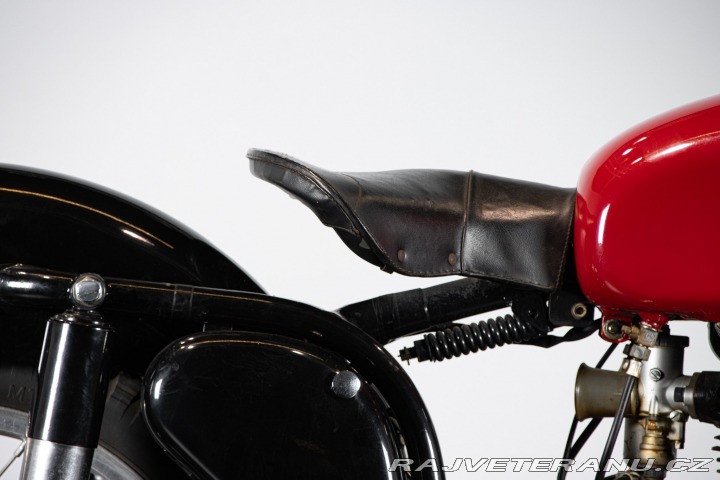 Ostatní značky Ostatní modely Gilera SATURNO 500 1963