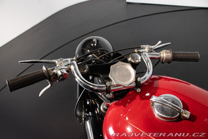 Ostatní značky Ostatní modely Gilera SATURNO 500 1963