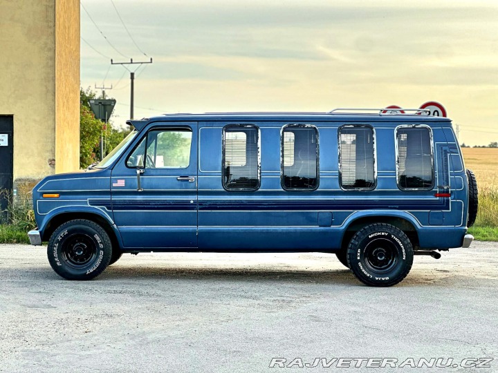 Ford Econoline E150 5.8 V8 | Action Vans 1981