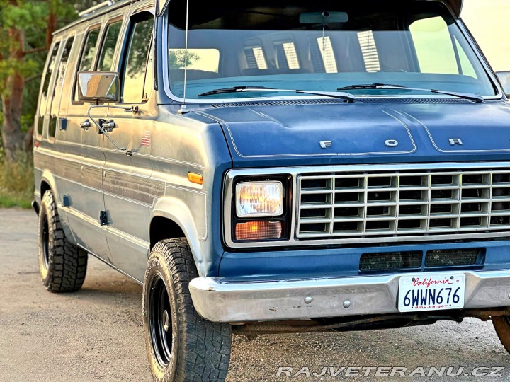 Ford Econoline E150 5.8 V8 | Action Vans 1981