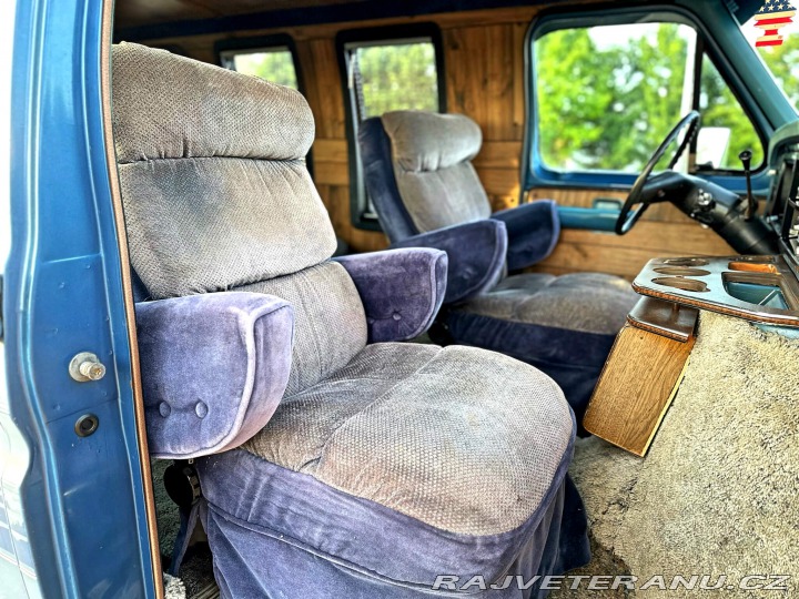 Ford Econoline E150 5.8 V8 | Action Vans 1981