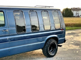 Ford Econoline E150 5.8 V8 | Action Vans 1981