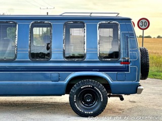 Ford Econoline E150 5.8 V8 | Action Vans 1981