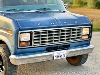 Ford Econoline E150 5.8 V8 | Action Vans 1981