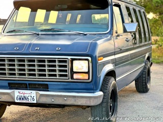 Ford Econoline E150 5.8 V8 | Action Vans 1981