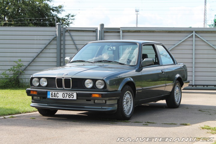 BMW 3 325e Coupé, automat 1987