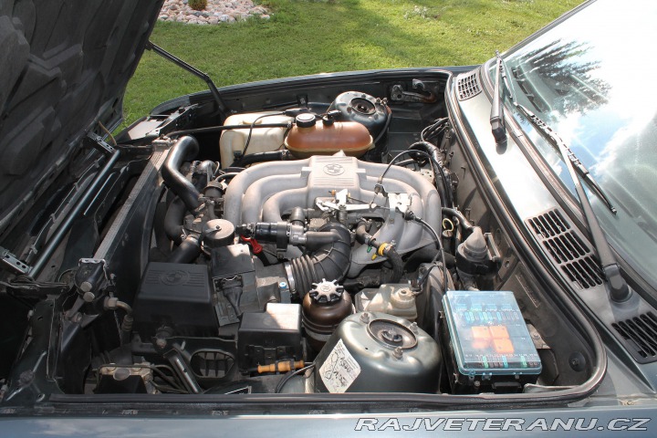 BMW 3 325e Coupé, automat 1987