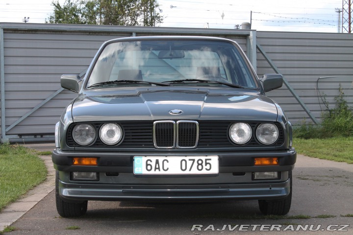 BMW 3 325e Coupé, automat 1987
