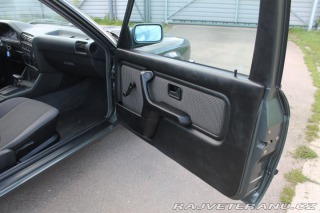 BMW 3 325e Coupé, automat 1987