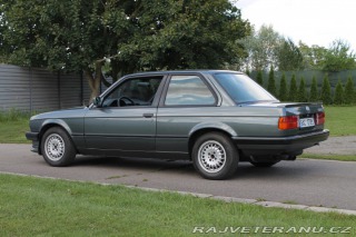 BMW 3 325e Coupé, automat 1987