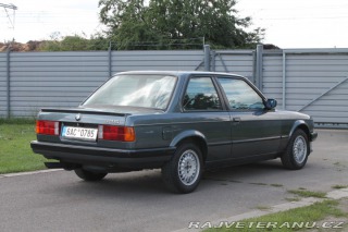 BMW 3 325e Coupé, automat 1987
