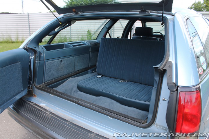 Oldsmobile Ostatní modely Custom Cruiser 5.0 1992