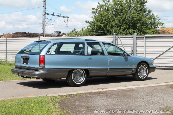 Oldsmobile Ostatní modely Custom Cruiser 5.0 1992