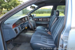 Oldsmobile Ostatní modely Custom Cruiser 5.0 1992