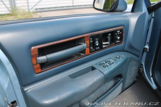 Oldsmobile Ostatní modely Custom Cruiser 5.0 1992
