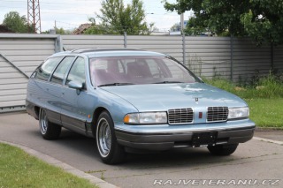 Oldsmobile Ostatní modely Custom Cruiser 5.0 1992