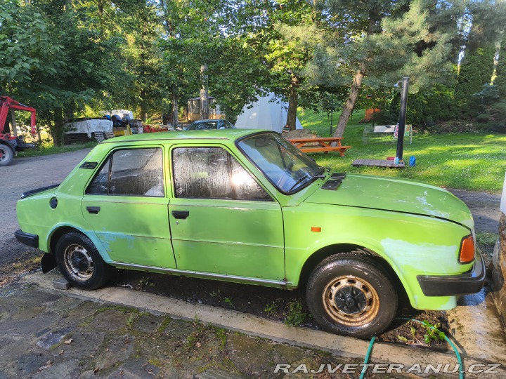 Škoda 120 742.12-M ll 1985