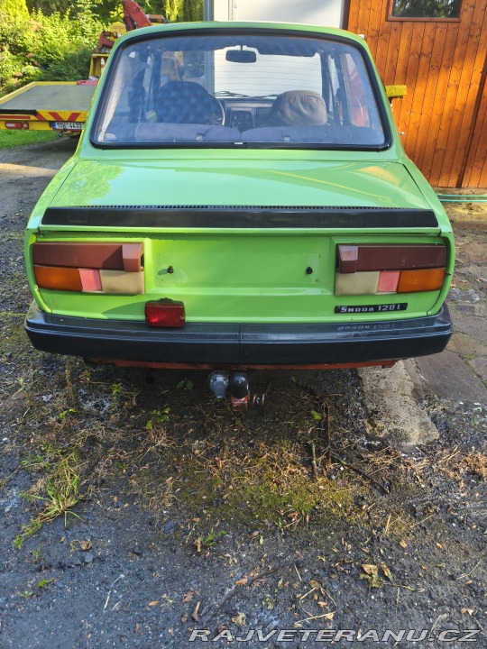 Škoda 120 742.12-M ll 1985