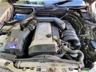 Mercedes-Benz 320 E 1993