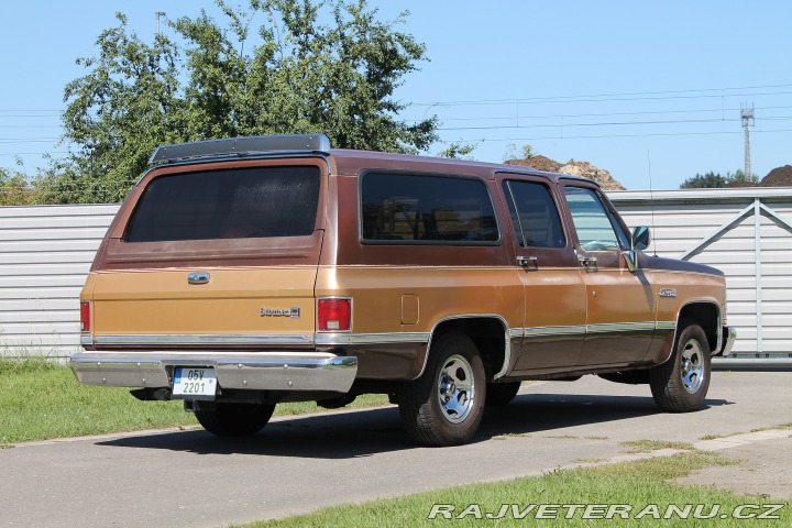 GMC Suburban Sierra Classic 1500 1988