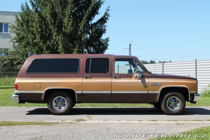 GMC Suburban Sierra Classic 1500 1988