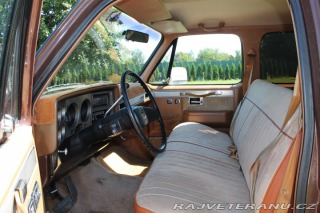 GMC Suburban Sierra Classic 1500 1988