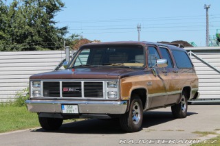 GMC Suburban Sierra Classic 1500 1988