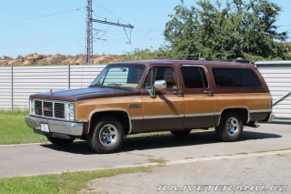GMC Suburban Sierra Classic 1500 1988