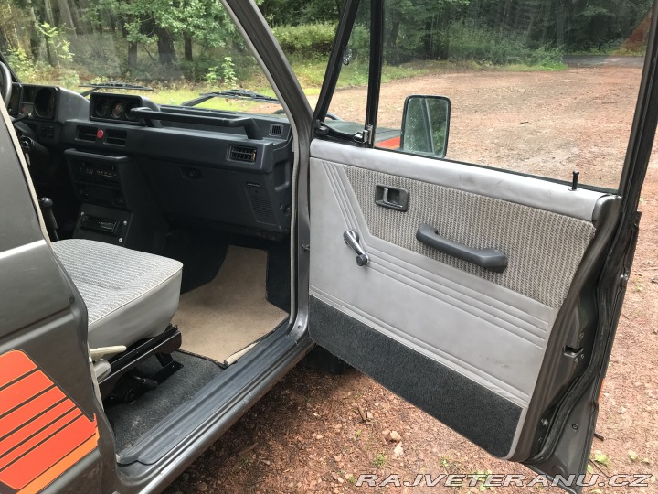 Mitsubishi Pajero L 044 N 1988