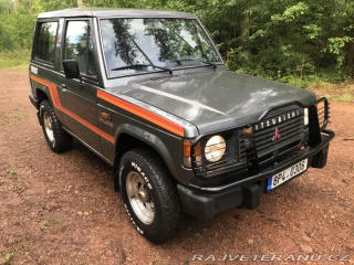 Mitsubishi Pajero L 044 N 1988