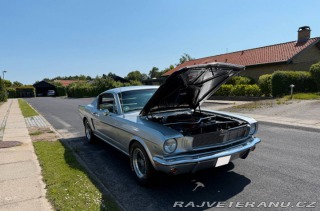 Ford Mustang 2+2 Fastback 1965