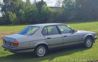 BMW 7 E32 1988