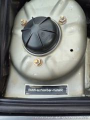 BMW 7 E32 1988