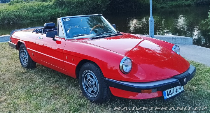 Alfa Romeo Spider 2.0 1985