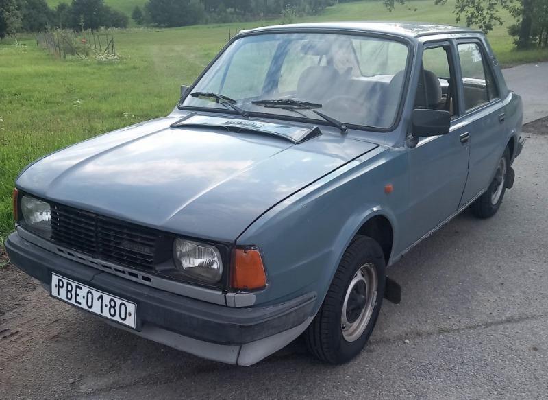Škoda 105 L