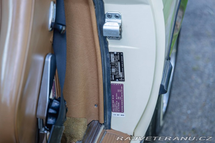 Mercedes-Benz 560 SL R107 1986