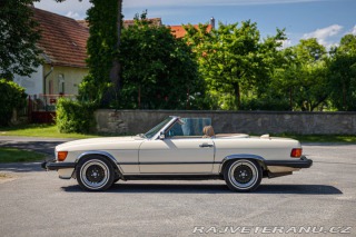 Mercedes-Benz 560 SL R107 1986