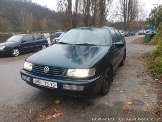 Volkswagen Passat B4 sedan