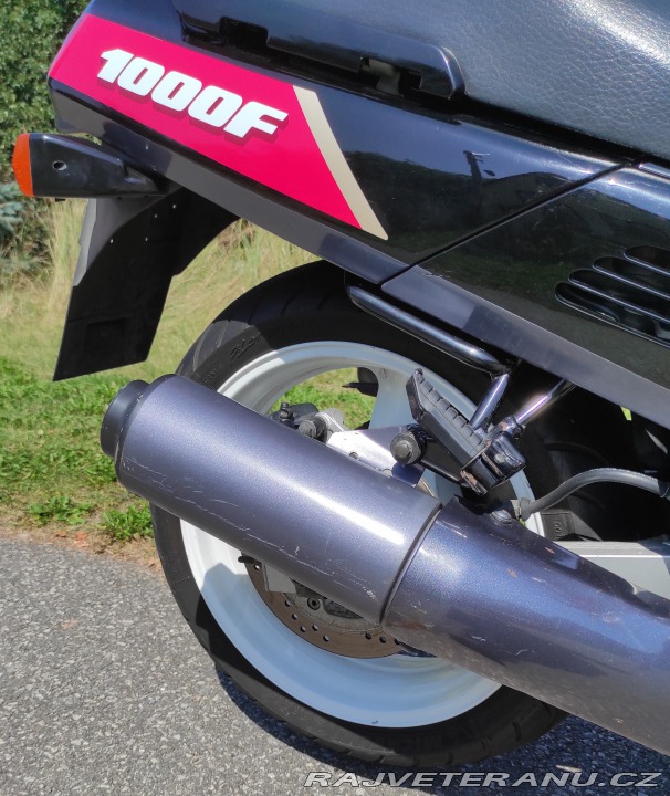 Honda CBR 1000 F SC24 1991