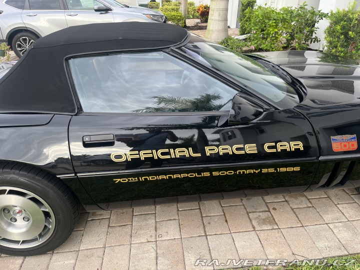 Chevrolet Corvette OFFICIAL PACE CAR L98 1986