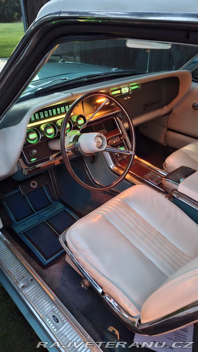 Ford Thunderbird 3 dvere 1965