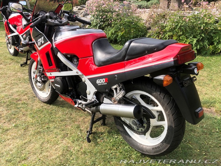 Kawasaki GPZ 600R, 2ks 1987