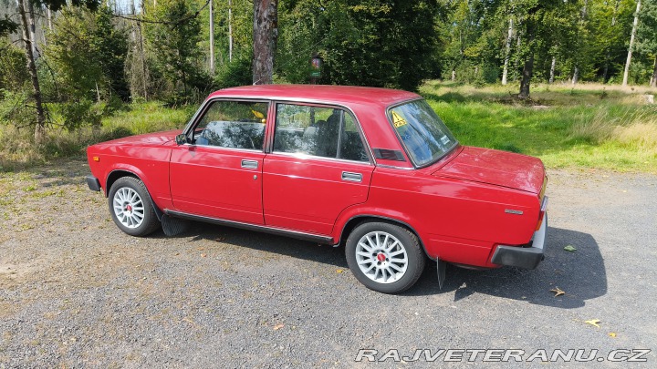 Lada 2105  1990