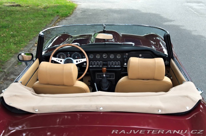 Jaguar E-Type V12 1973