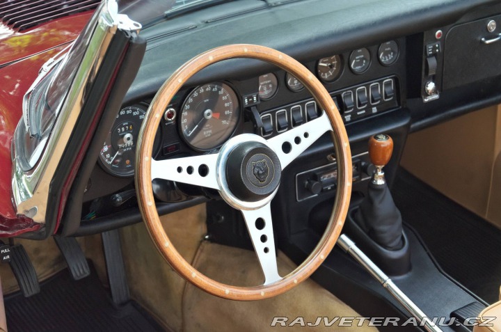 Jaguar E-Type V12 1973