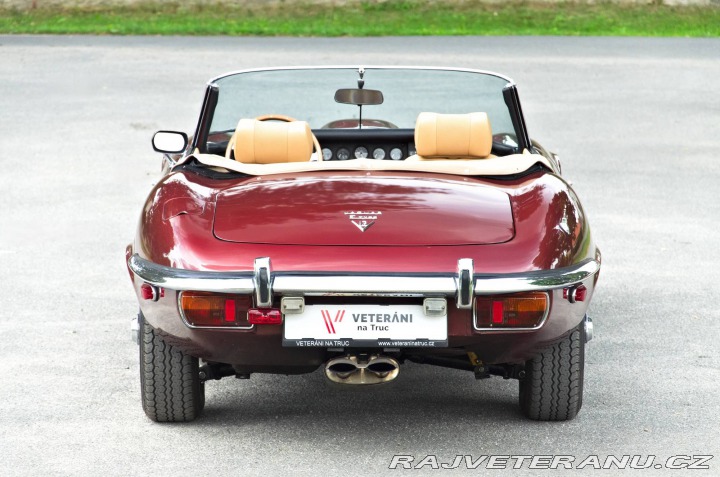 Jaguar E-Type V12 1973