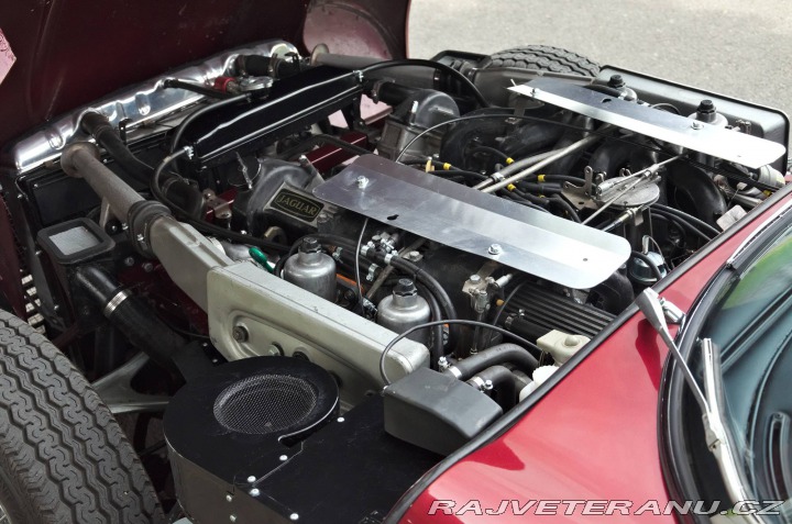 Jaguar E-Type 1973