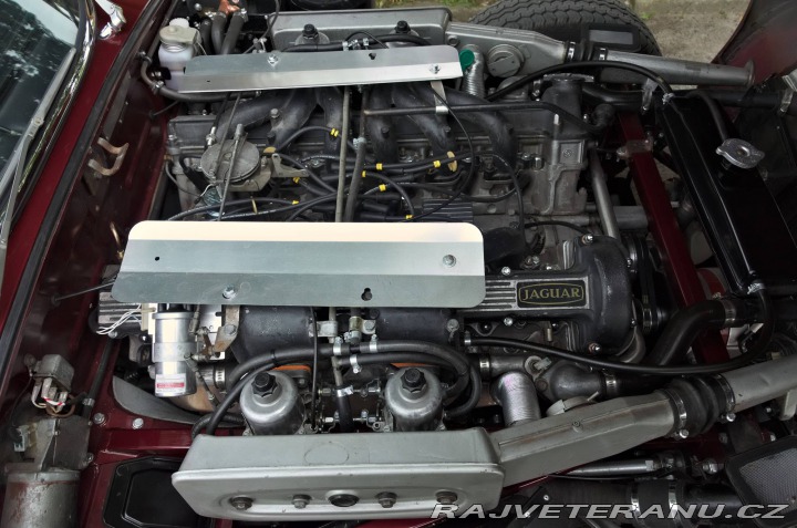 Jaguar E-Type V12 1973