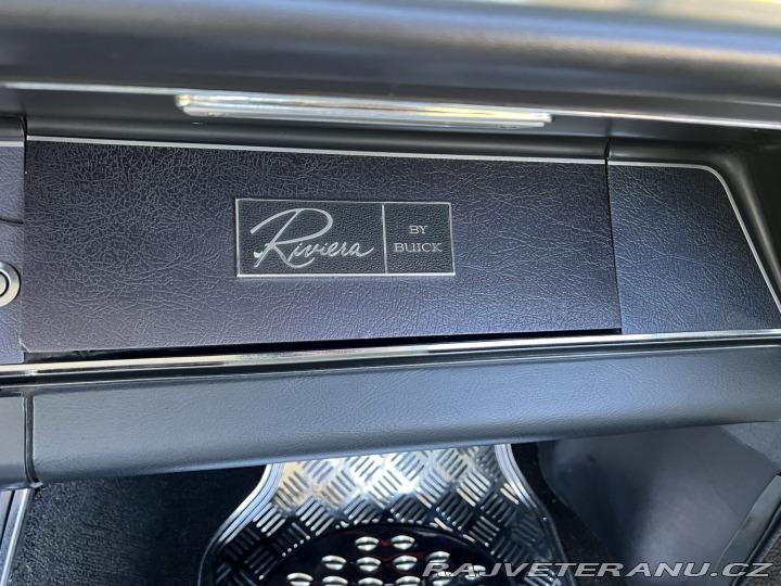 Buick Riviera  1965