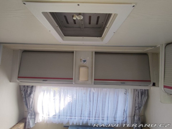 Ostatní značky Ostatní modely Prodám karavan CHATEAU Co 1989